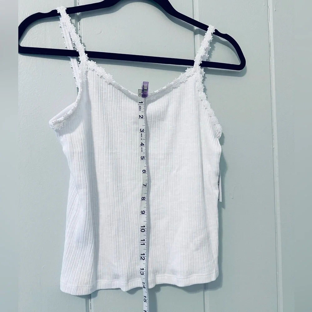 NWT Old Navy White Ribbed Flower Crop Cami Tank / XL (14-16) - Picture 7 of 8